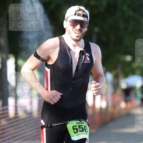 07.09.2025 - 19. Norderstedt Triathlon Michael Strokosch http://msf.ph/oto/8767363 07.09.2025 16:15:26 Laufen 550, 1430 meine-sportfotos.de