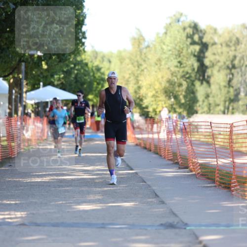 07.09.2025 - 19. Norderstedt Triathlon Michael Strokosch http://msf.ph/oto/8767426 07.09.2025 16:15:43 Laufen 523, 1405, 1538 meine-sportfotos.de
