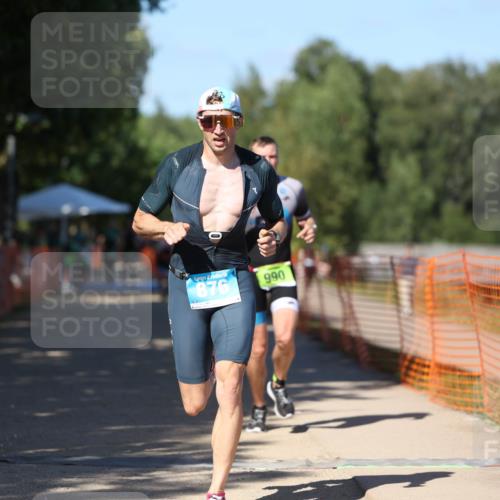 07.09.2025 - 19. Norderstedt Triathlon Michael Strokosch http://msf.ph/oto/8767443 07.09.2025 15:18:06 Laufen 398, 990, 1478 meine-sportfotos.de