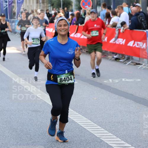 07.09.2025 - BARMER Alsterlauf Strokosch-Dieckow http://msf.ph/oto/8767447 07.09.2025 10:11:16 Ziel 2283, 2293, 2300, 2772, 2820, 2934, 3348, 3349, 3393, 3398, 3485, 3526, 3692, 3732, 3783, 3828, 3867, 4045, 4376, 4491, 4846, 5166, 5448, 5649, 5650, 6124, 6130, 6144, 6180, 8038, 8039, 8264 meine-sportfotos.de