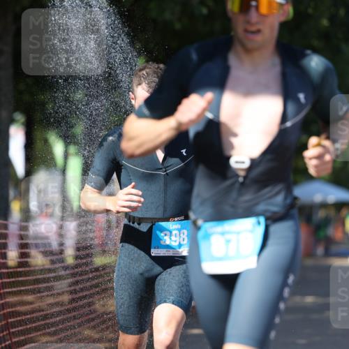07.09.2025 - 19. Norderstedt Triathlon Michael Strokosch http://msf.ph/oto/8767455 07.09.2025 15:18:08 Laufen 398, 990 meine-sportfotos.de