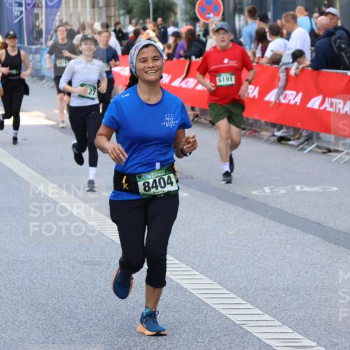 07.09.2025 - BARMER Alsterlauf Strokosch-Dieckow http://msf.ph/oto/8767469 07.09.2025 10:11:16 Ziel 2283, 2293, 2300, 2772, 2820, 2934, 3348, 3349, 3393, 3398, 3485, 3526, 3692, 3732, 3783, 3828, 3867, 4045, 4376, 4491, 4846, 5166, 5448, 5649, 5650, 6124, 6130, 6144, 6180, 8038, 8039, 8264 meine-sportfotos.de