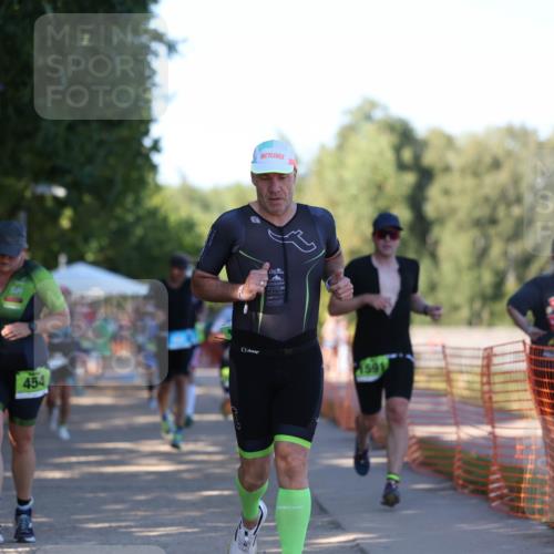 07.09.2025 - 19. Norderstedt Triathlon Michael Strokosch http://msf.ph/oto/8767540 07.09.2025 16:16:11 Laufen 414, 454, 868, 1070, 1591, 1604, 1624 meine-sportfotos.de