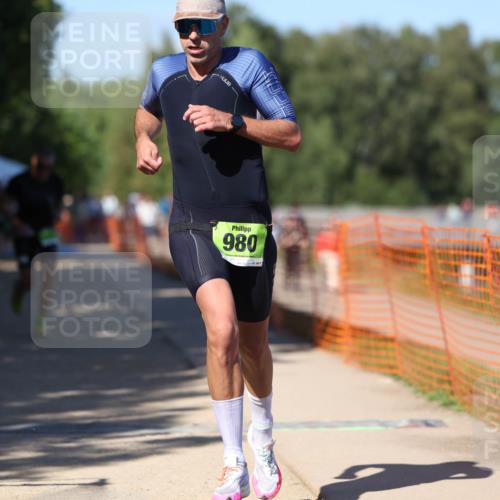 07.09.2025 - 19. Norderstedt Triathlon Michael Strokosch http://msf.ph/oto/8767545 07.09.2025 15:18:57 Laufen 374, 1020, 1026 meine-sportfotos.de
