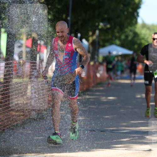 07.09.2025 - 19. Norderstedt Triathlon Michael Strokosch http://msf.ph/oto/8767551 07.09.2025 15:18:59 Laufen 1020, 1026 meine-sportfotos.de