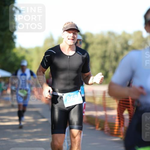 07.09.2025 - 19. Norderstedt Triathlon Michael Strokosch http://msf.ph/oto/8767565 07.09.2025 16:16:17 Laufen 414, 454, 868, 1070, 1486, 1565, 1570, 1591 meine-sportfotos.de
