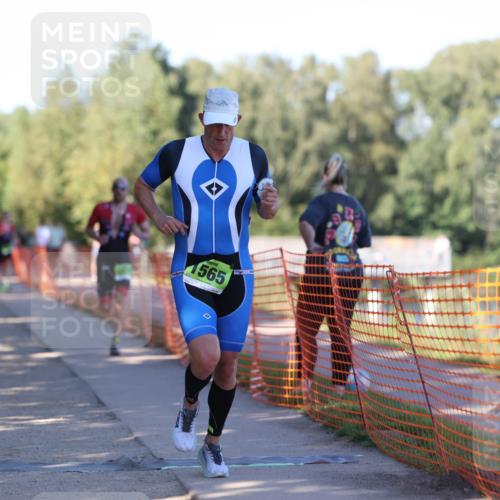 07.09.2025 - 19. Norderstedt Triathlon Michael Strokosch http://msf.ph/oto/8767572 07.09.2025 16:16:19 Laufen 414, 868, 882, 1070, 1486, 1565, 1570 meine-sportfotos.de
