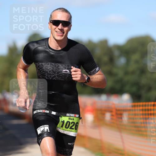 07.09.2025 - 19. Norderstedt Triathlon Michael Strokosch http://msf.ph/oto/8767574 07.09.2025 15:19:02 Laufen 417, 1020, 1026 meine-sportfotos.de