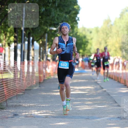 07.09.2025 - 19. Norderstedt Triathlon Michael Strokosch http://msf.ph/oto/8767585 07.09.2025 16:16:25 Laufen 416, 499, 882, 1486, 1497, 1570, 1571 meine-sportfotos.de