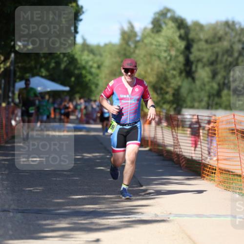 07.09.2025 - 19. Norderstedt Triathlon Michael Strokosch http://msf.ph/oto/8767612 07.09.2025 15:19:22 Laufen 1019 meine-sportfotos.de