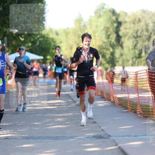 07.09.2025 - 19. Norderstedt Triathlon Michael Strokosch http://msf.ph/oto/8767696 07.09.2025 16:16:50 Laufen 480, 520, 913, 1068, 1105, 1504, 1610 meine-sportfotos.de