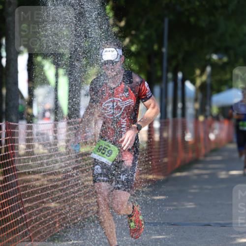 07.09.2025 - 19. Norderstedt Triathlon Michael Strokosch http://msf.ph/oto/8767710 07.09.2025 15:19:51 Laufen 382, 959, 1009 meine-sportfotos.de