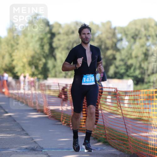 07.09.2025 - 19. Norderstedt Triathlon Michael Strokosch http://msf.ph/oto/8767749 07.09.2025 16:17:02 Laufen 1068 meine-sportfotos.de