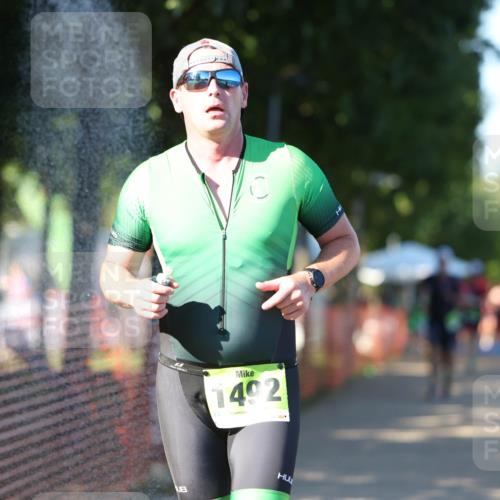 07.09.2025 - 19. Norderstedt Triathlon Michael Strokosch http://msf.ph/oto/8767810 07.09.2025 16:17:40 Laufen 487, 497, 1059, 1439, 1492 meine-sportfotos.de