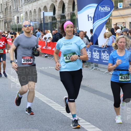 07.09.2025 - BARMER Alsterlauf Strokosch-Dieckow http://msf.ph/oto/8767826 07.09.2025 10:11:09 Ziel 2283, 2300, 2772, 2820, 2915, 2934, 3089, 3393, 3398, 3485, 3526, 3732, 3783, 3828, 3867, 4846, 5166, 8264 meine-sportfotos.de