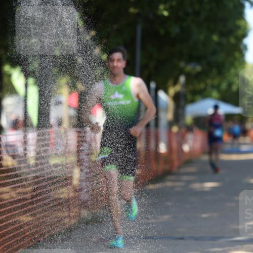 07.09.2025 - 19. Norderstedt Triathlon Michael Strokosch http://msf.ph/oto/8767841 07.09.2025 15:20:16 Laufen 908, 1456 meine-sportfotos.de