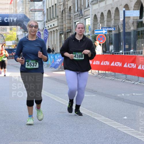 07.09.2025 - BARMER Alsterlauf Strokosch-Dieckow http://msf.ph/oto/8767868 07.09.2025 10:31:36 Ziel 1145, 2420, 2427, 2635, 2807, 3686 meine-sportfotos.de