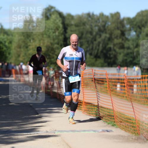 07.09.2025 - 19. Norderstedt Triathlon Michael Strokosch http://msf.ph/oto/8767870 07.09.2025 15:20:21 Laufen 393, 908, 1456 meine-sportfotos.de