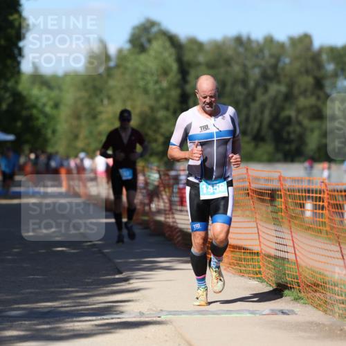07.09.2025 - 19. Norderstedt Triathlon Michael Strokosch http://msf.ph/oto/8767873 07.09.2025 15:20:22 Laufen 393, 908, 1456 meine-sportfotos.de