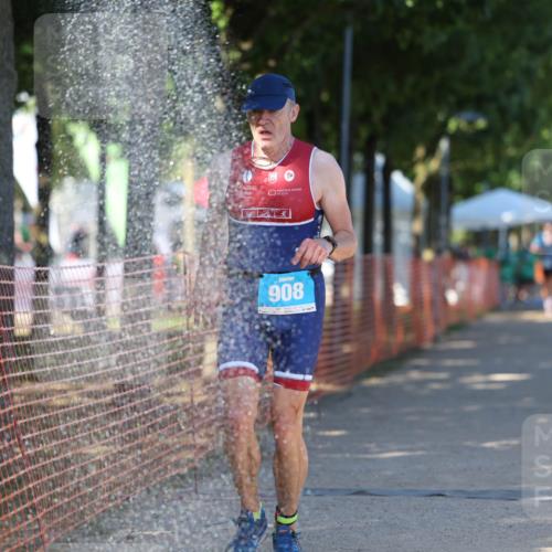 07.09.2025 - 19. Norderstedt Triathlon Michael Strokosch http://msf.ph/oto/8767882 07.09.2025 15:20:24 Laufen 393, 908, 1456 meine-sportfotos.de