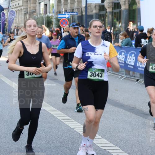 07.09.2025 - BARMER Alsterlauf Strokosch-Dieckow http://msf.ph/oto/8767897 07.09.2025 10:11:02 Ziel 2300, 2754, 2860, 2915, 3089, 3164, 3485, 3526, 3732, 3791, 3828, 4846, 5166, 5544, 5673, 5674, 8356 meine-sportfotos.de