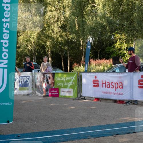 07.09.2025 - 19. Norderstedt Triathlon Zöllner http://msf.ph/oto/8767906 07.09.2025 09:12:18 Ziel 1 meine-sportfotos.de