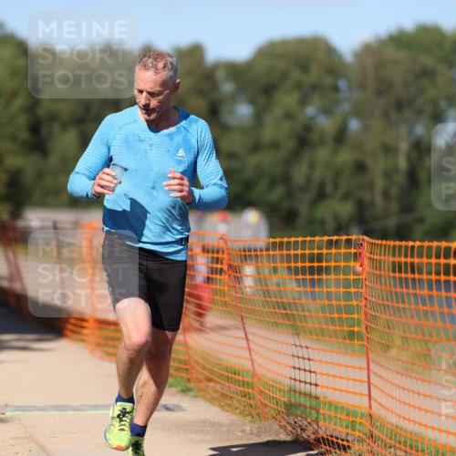 07.09.2025 - 19. Norderstedt Triathlon Michael Strokosch http://msf.ph/oto/8767943 07.09.2025 15:20:37 Laufen 373 meine-sportfotos.de