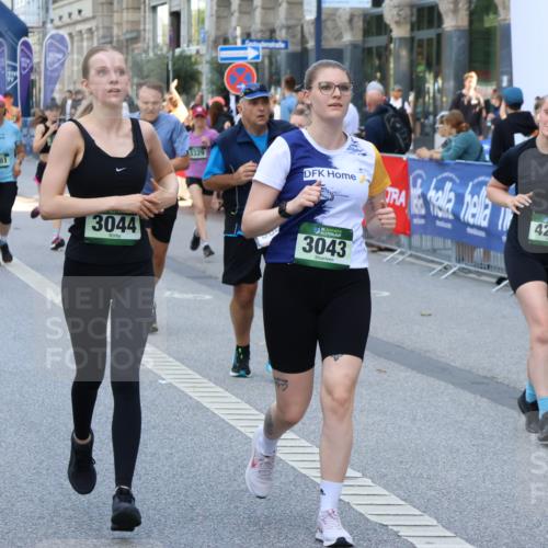 07.09.2025 - BARMER Alsterlauf Strokosch-Dieckow http://msf.ph/oto/8767944 07.09.2025 10:11:02 Ziel 2300, 2754, 2860, 2915, 3089, 3164, 3485, 3526, 3732, 3791, 3828, 4846, 5166, 5544, 5673, 5674, 8356 meine-sportfotos.de