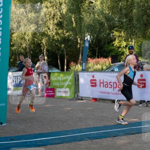 07.09.2025 - 19. Norderstedt Triathlon Zöllner http://msf.ph/oto/8767946 07.09.2025 09:12:33 Ziel 46, 50, 53 meine-sportfotos.de