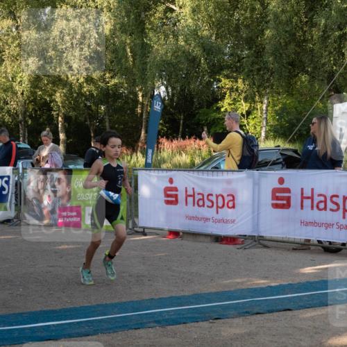 07.09.2025 - 19. Norderstedt Triathlon Zöllner http://msf.ph/oto/8767974 07.09.2025 09:12:50 Ziel 44 meine-sportfotos.de