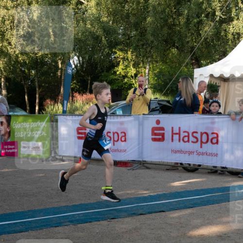 07.09.2025 - 19. Norderstedt Triathlon Zöllner http://msf.ph/oto/8767989 07.09.2025 09:13:00 Ziel 12 meine-sportfotos.de