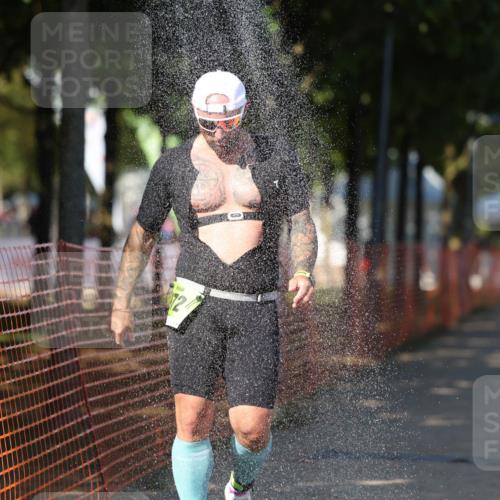 07.09.2025 - 19. Norderstedt Triathlon Michael Strokosch http://msf.ph/oto/8767992 07.09.2025 15:20:51 Laufen 972, 989, 1010 meine-sportfotos.de