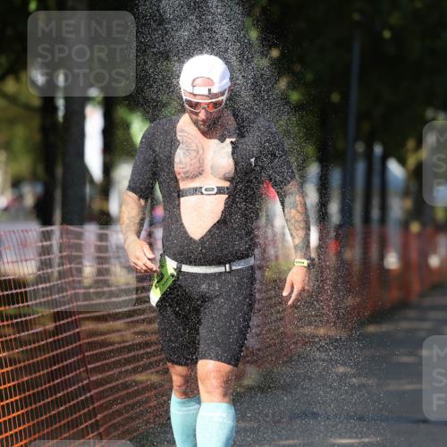 07.09.2025 - 19. Norderstedt Triathlon Michael Strokosch http://msf.ph/oto/8767998 07.09.2025 15:20:51 Laufen 972, 989, 1010 meine-sportfotos.de