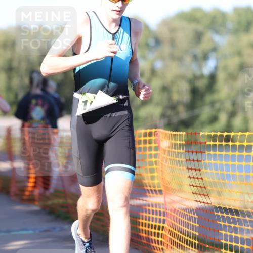07.09.2025 - 19. Norderstedt Triathlon Michael Strokosch http://msf.ph/oto/8768007 07.09.2025 16:18:19 Laufen 431, 463, 1060, 1082 meine-sportfotos.de