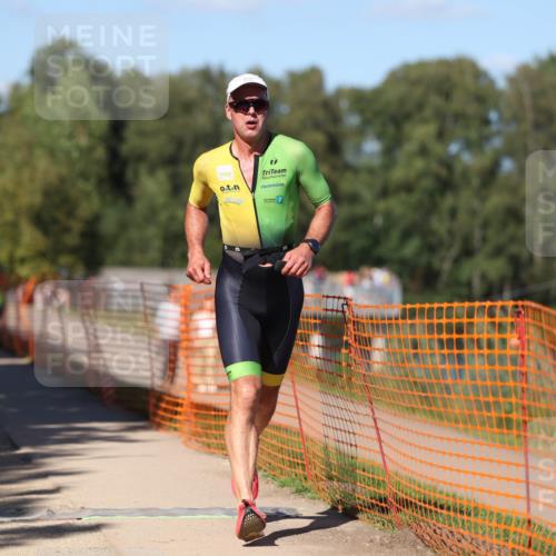 07.09.2025 - 19. Norderstedt Triathlon Michael Strokosch http://msf.ph/oto/8768015 07.09.2025 15:21:03 Laufen 1031 meine-sportfotos.de