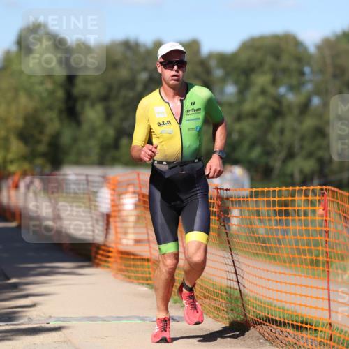 07.09.2025 - 19. Norderstedt Triathlon Michael Strokosch http://msf.ph/oto/8768017 07.09.2025 15:21:04 Laufen 1031 meine-sportfotos.de