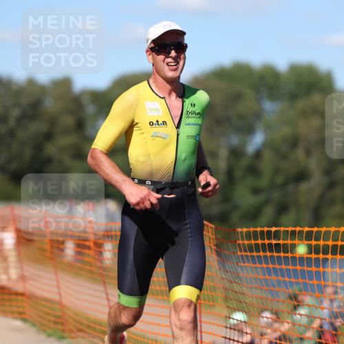 07.09.2025 - 19. Norderstedt Triathlon Michael Strokosch http://msf.ph/oto/8768033 07.09.2025 15:21:05 Laufen 1031 meine-sportfotos.de