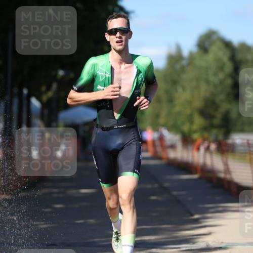 07.09.2025 - 19. Norderstedt Triathlon Michael Strokosch http://msf.ph/oto/8768115 07.09.2025 15:21:29 Laufen  meine-sportfotos.de