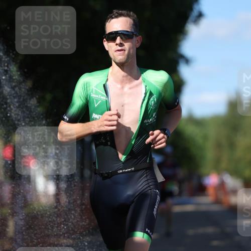 07.09.2025 - 19. Norderstedt Triathlon Michael Strokosch http://msf.ph/oto/8768124 07.09.2025 15:21:30 Laufen  meine-sportfotos.de