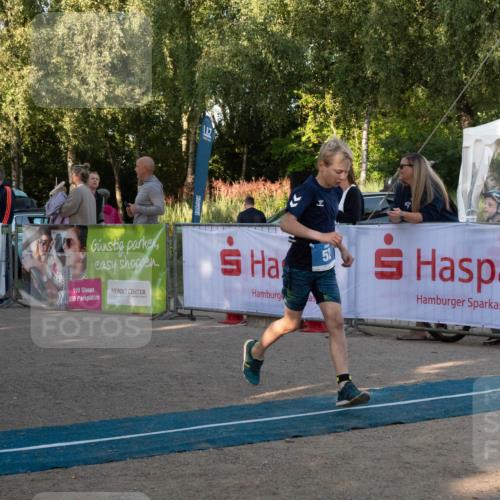 07.09.2025 - 19. Norderstedt Triathlon Zöllner http://msf.ph/oto/8768143 07.09.2025 09:15:40 Ziel 52 meine-sportfotos.de