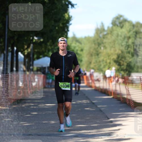 07.09.2025 - 19. Norderstedt Triathlon Michael Strokosch http://msf.ph/oto/8768190 07.09.2025 15:21:52 Laufen  meine-sportfotos.de