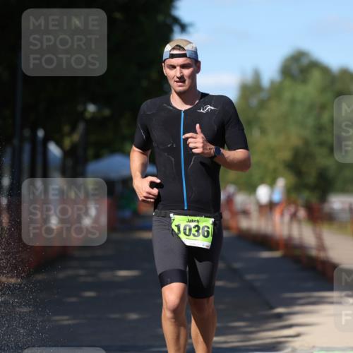 07.09.2025 - 19. Norderstedt Triathlon Michael Strokosch http://msf.ph/oto/8768219 07.09.2025 15:21:54 Laufen 968 meine-sportfotos.de