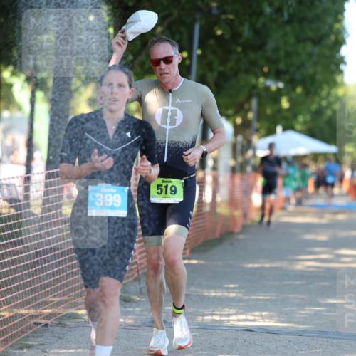 07.09.2025 - 19. Norderstedt Triathlon Michael Strokosch http://msf.ph/oto/8768243 07.09.2025 16:19:10 Laufen 399, 496, 519, 1584 meine-sportfotos.de