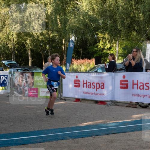 07.09.2025 - 19. Norderstedt Triathlon Zöllner http://msf.ph/oto/8768245 07.09.2025 09:16:33 Ziel 11, 16, 38 meine-sportfotos.de