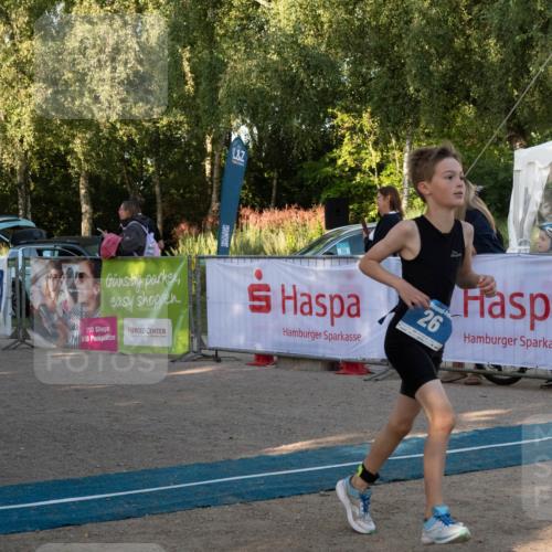07.09.2025 - 19. Norderstedt Triathlon Zöllner http://msf.ph/oto/8768283 07.09.2025 09:16:49 Ziel 21, 26 meine-sportfotos.de