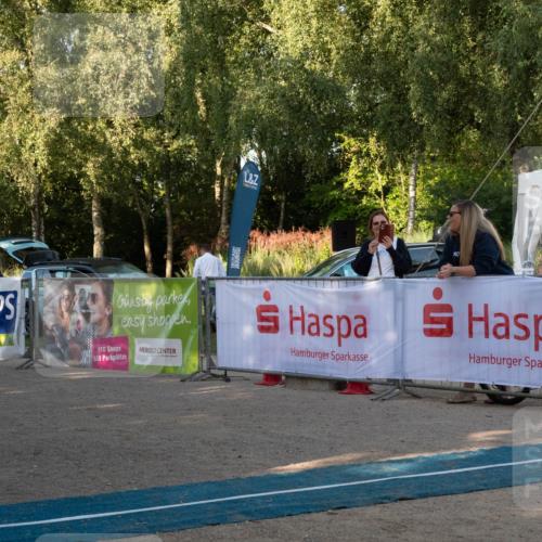 07.09.2025 - 19. Norderstedt Triathlon Zöllner http://msf.ph/oto/8768330 07.09.2025 09:17:16 Ziel 36, 40 meine-sportfotos.de