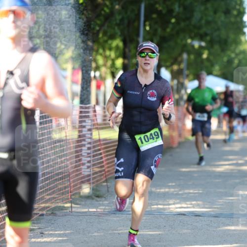 07.09.2025 - 19. Norderstedt Triathlon Michael Strokosch http://msf.ph/oto/8768340 07.09.2025 16:19:36 Laufen 534, 939, 1049 meine-sportfotos.de