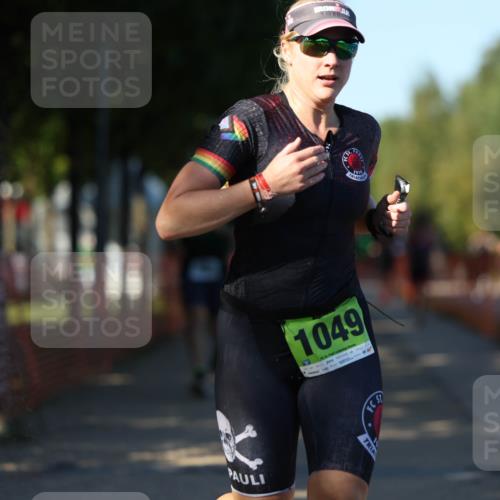 07.09.2025 - 19. Norderstedt Triathlon Michael Strokosch http://msf.ph/oto/8768353 07.09.2025 16:19:37 Laufen 415, 534, 939, 1049 meine-sportfotos.de