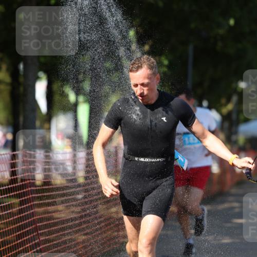 07.09.2025 - 19. Norderstedt Triathlon Michael Strokosch http://msf.ph/oto/8768405 07.09.2025 15:22:52 Laufen 1000, 1431, 1462 meine-sportfotos.de