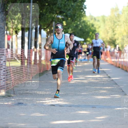 07.09.2025 - 19. Norderstedt Triathlon Michael Strokosch http://msf.ph/oto/8768416 07.09.2025 16:19:57 Laufen 546, 873, 1052, 1079, 1097, 1553, 1592, 1620 meine-sportfotos.de